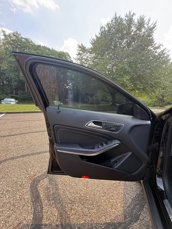 2016 Mercedes-Benz GLA-Class Image 12