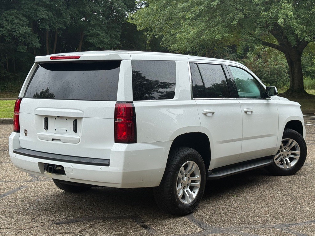 2017 Chevrolet Tahoe Image 4