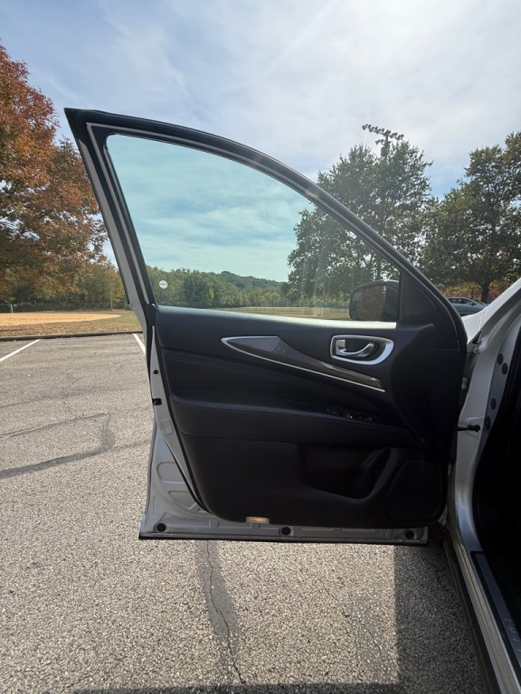 2018 INFINITI QX60 Image 11