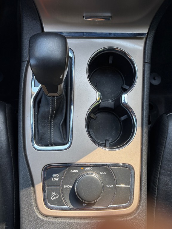 2016 Jeep Grand Cherokee Image 10