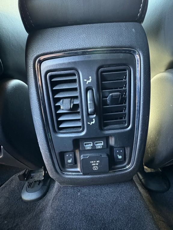 2016 Jeep Grand Cherokee Image 13