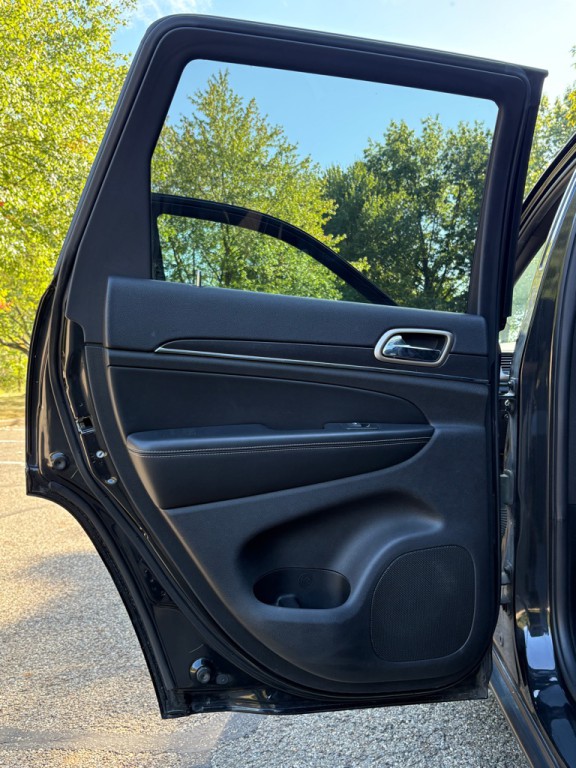 2016 Jeep Grand Cherokee Image 19