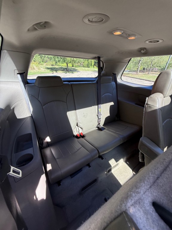 2015 GMC Acadia Image 26