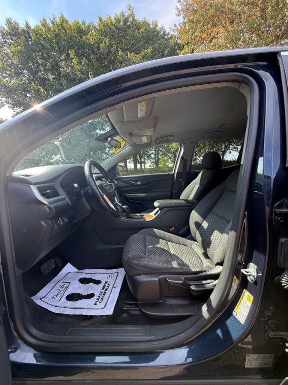 2017 GMC Acadia Image 14