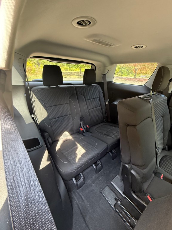 2017 GMC Acadia Image 23