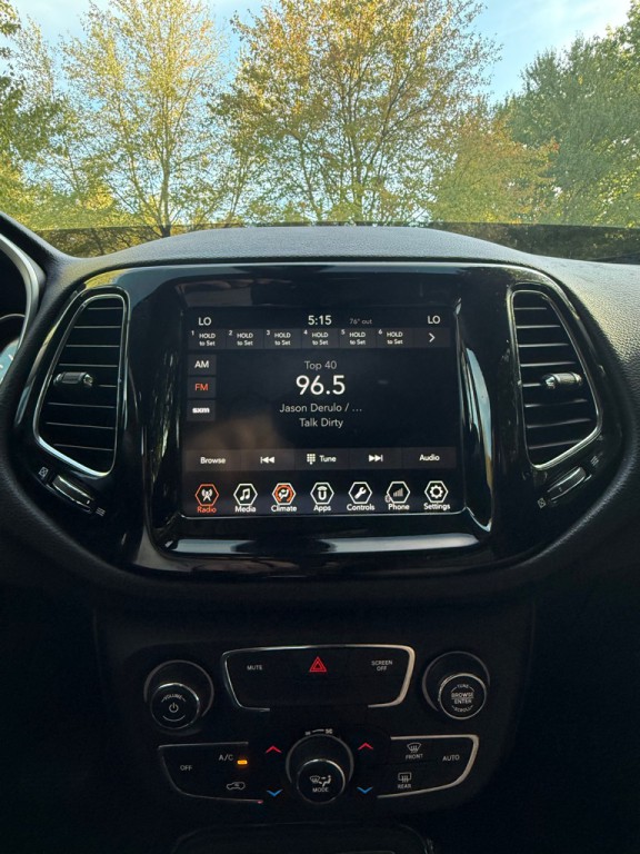 2018 Jeep Compass Image 9