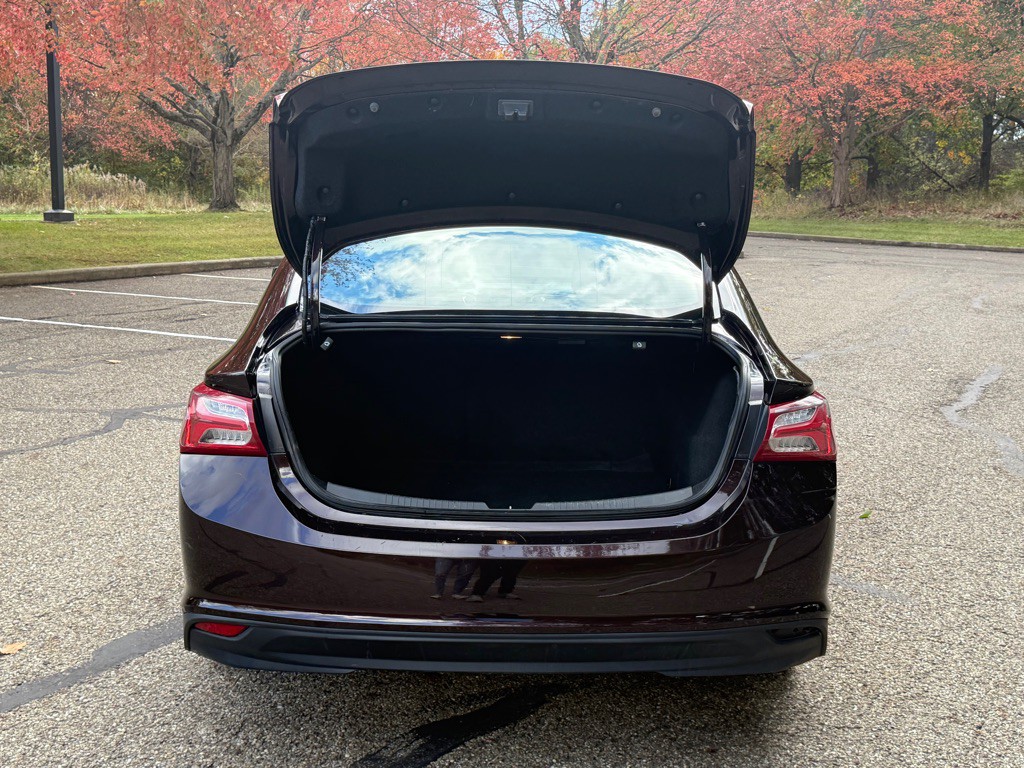 2020 Chevrolet Malibu Image 16