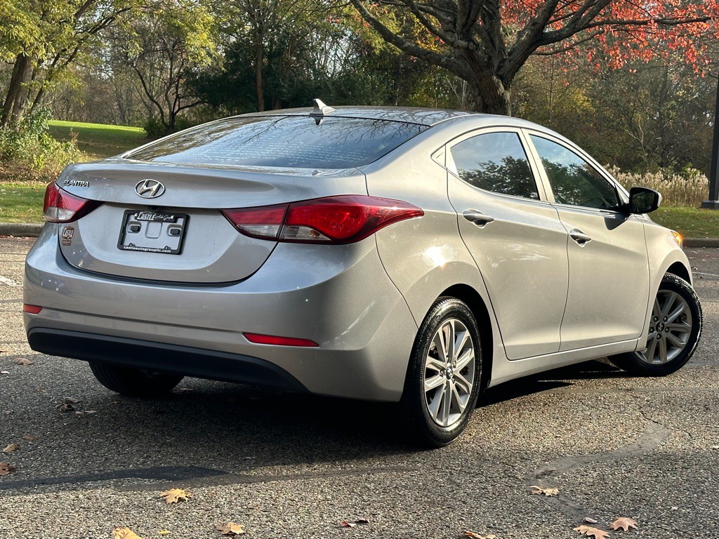 2014 Hyundai Elantra Image 4
