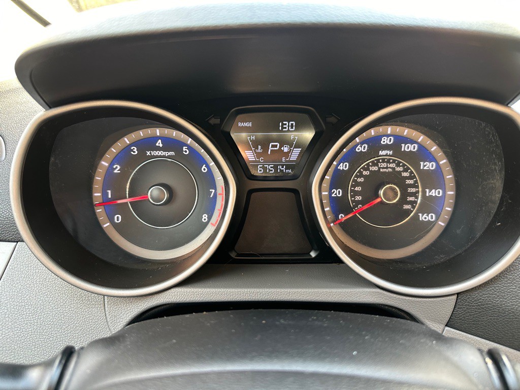 2014 Hyundai Elantra Image 5