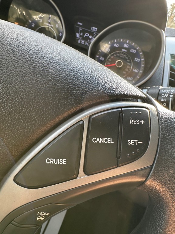 2014 Hyundai Elantra Image 6