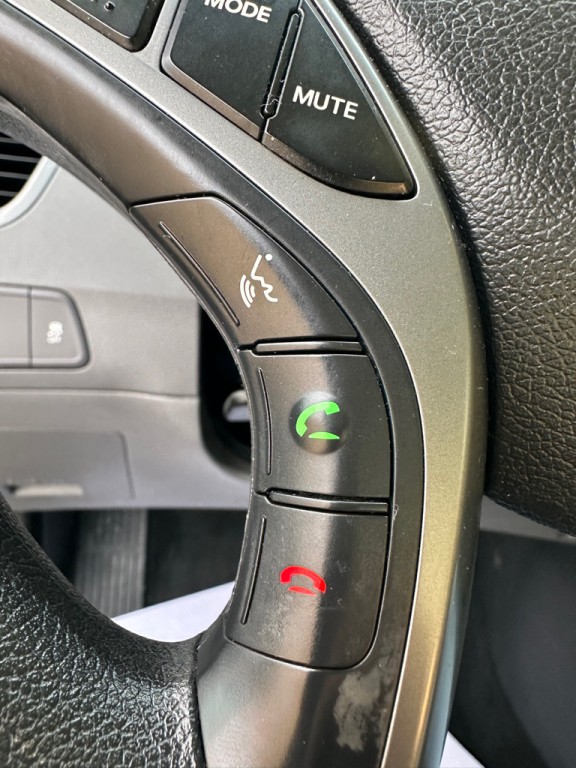 2014 Hyundai Elantra Image 9