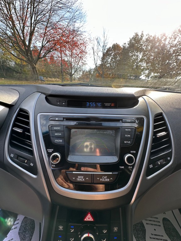 2014 Hyundai Elantra Image 13
