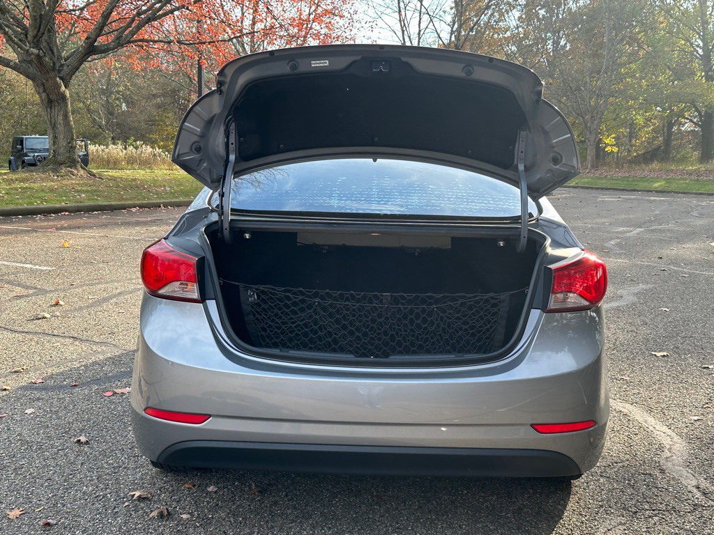 2014 Hyundai Elantra Image 20