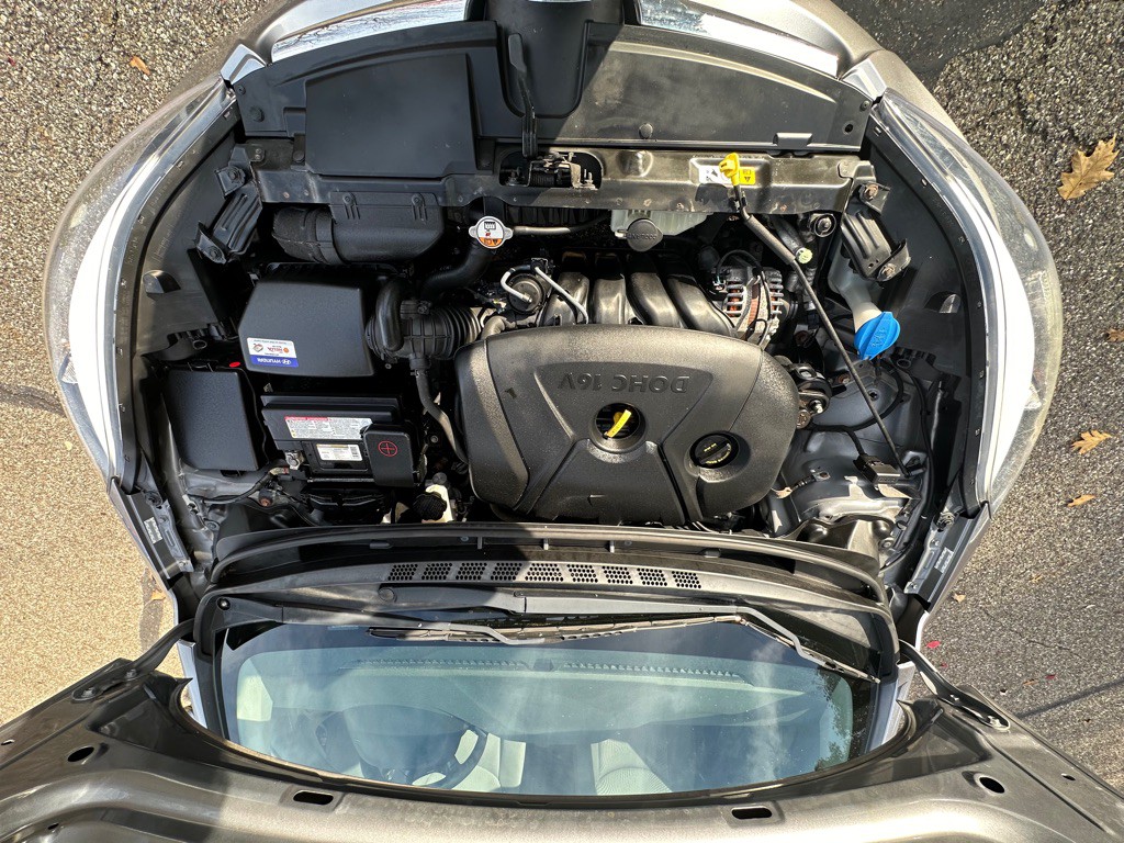 2014 Hyundai Elantra Image 25
