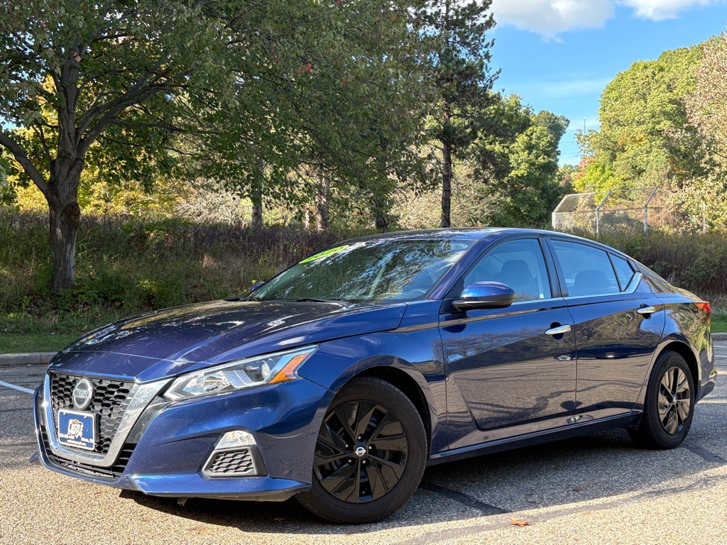 2020 Nissan Altima Image 1