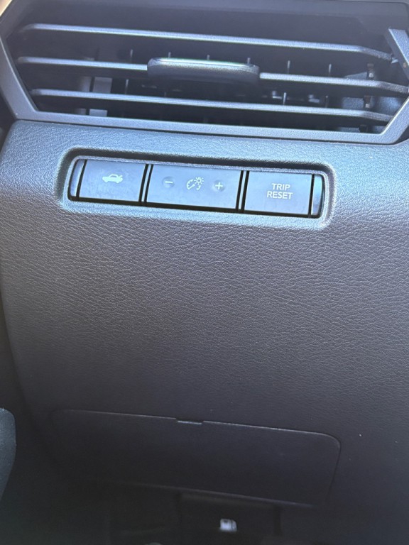 2020 Nissan Altima Image 8
