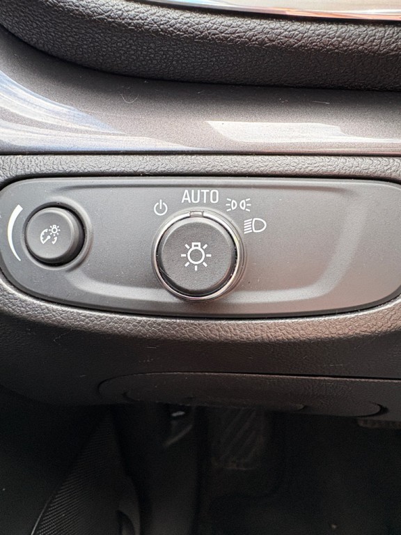 2019 Buick Enclave Image 10