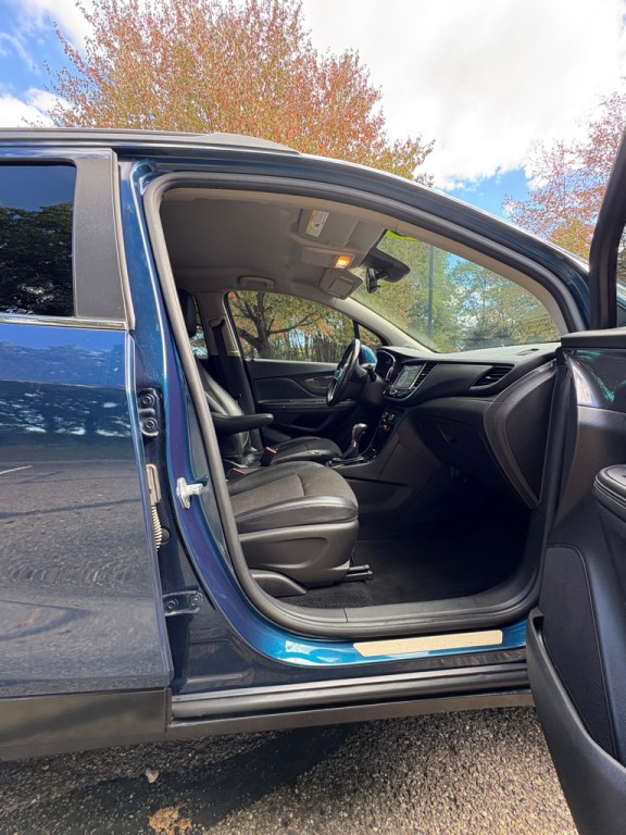 2019 Buick Enclave Image 17