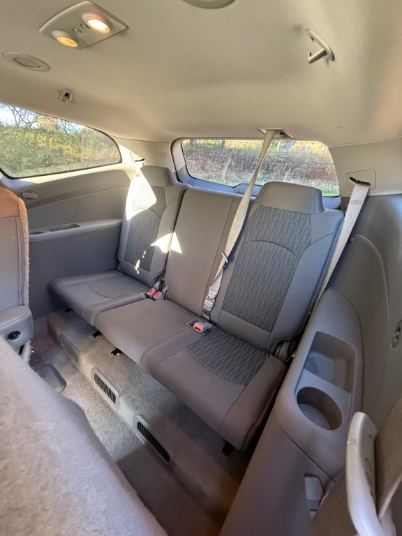 2015 Chevrolet Traverse Image 16