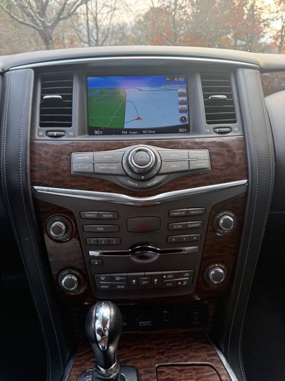 2019 Nissan Armada Image 9