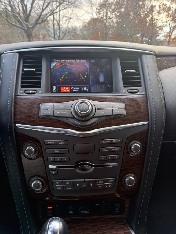 2019 Nissan Armada Image 10