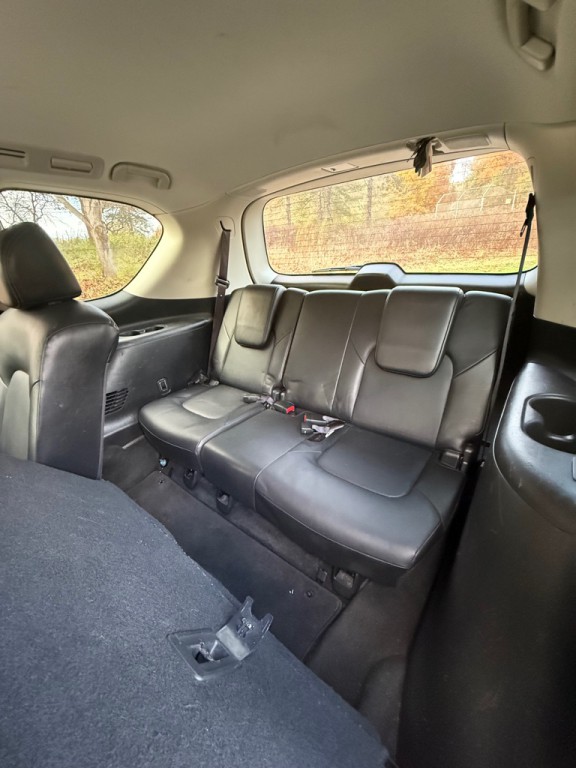 2019 Nissan Armada Image 15