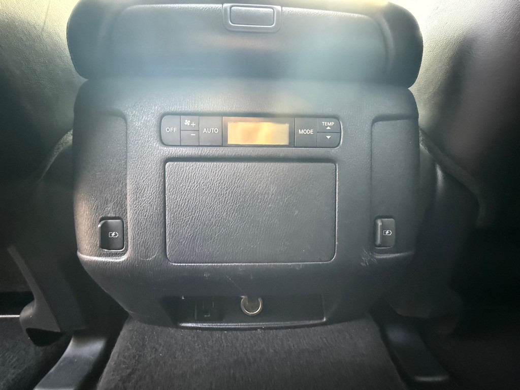 2019 Nissan Armada Image 16