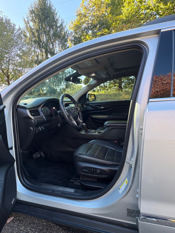 2017 GMC Acadia Image 13