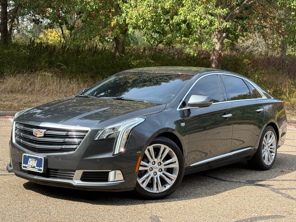 2019 Cadillac XTS Image 1