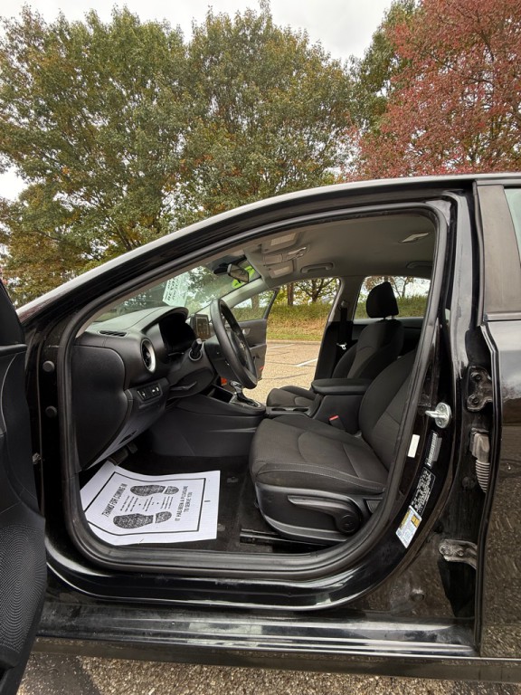 2019 Kia Forte Image 12