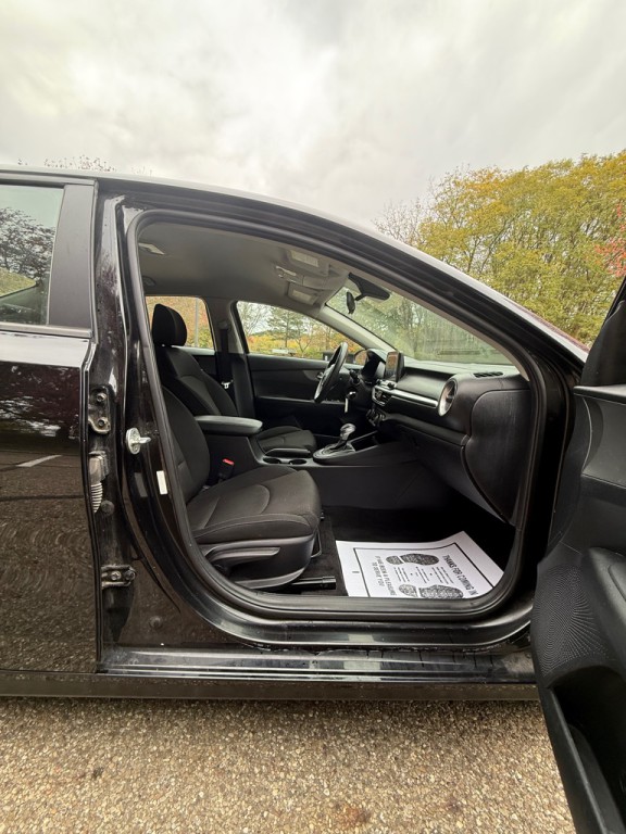 2019 Kia Forte Image 19