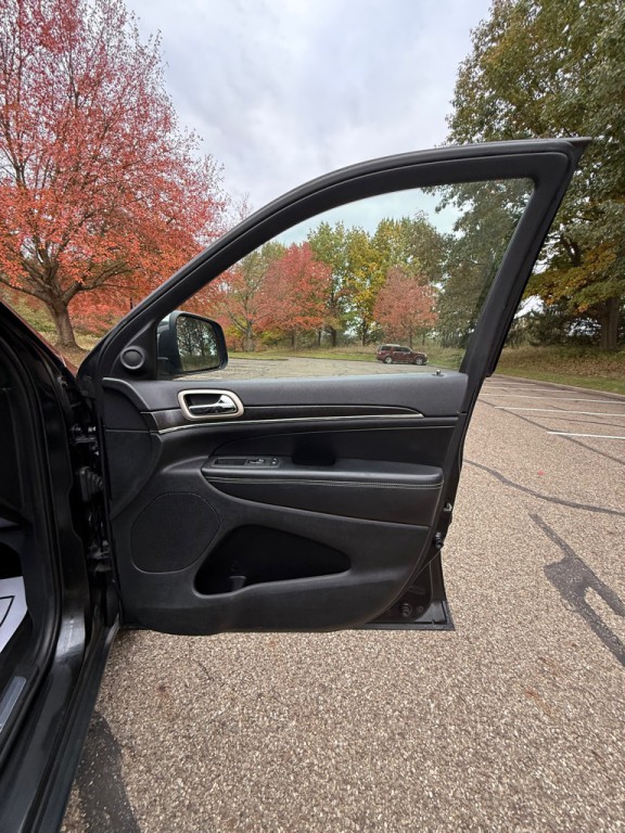 2014 Jeep Grand Cherokee Image 22