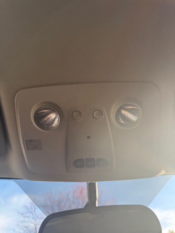 2017 Chevrolet Traverse Image 12