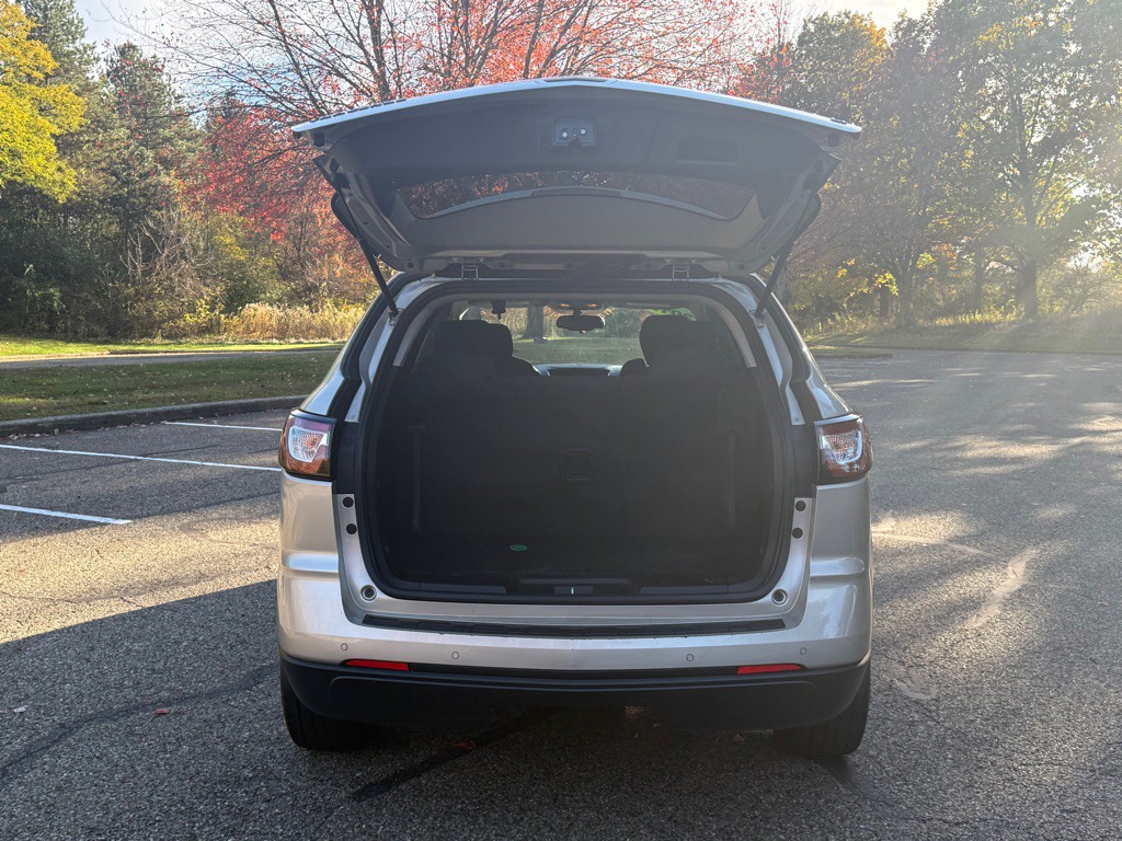 2017 Chevrolet Traverse Image 22