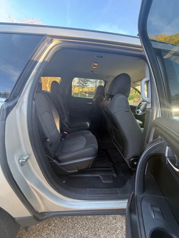2017 Chevrolet Traverse Image 23