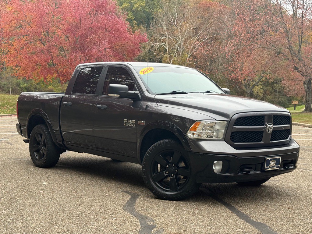 2016 RAM 1500 Image 2