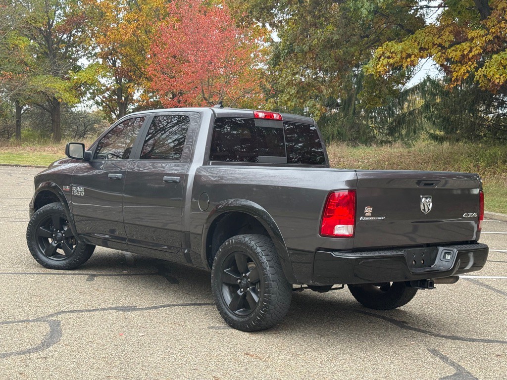 2016 RAM 1500 Image 3