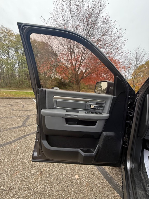 2016 RAM 1500 Image 13