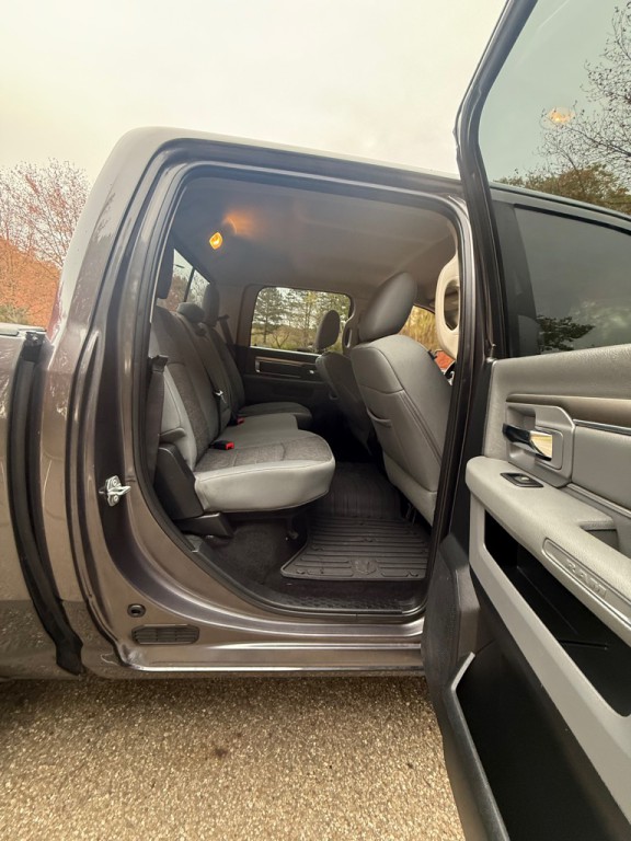 2016 RAM 1500 Image 15