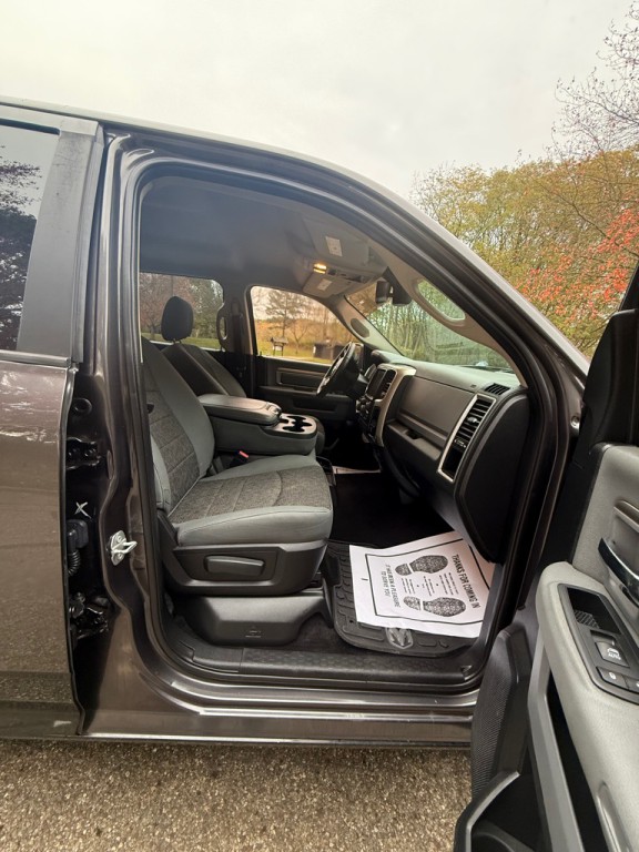 2016 RAM 1500 Image 17