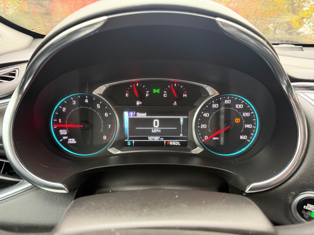 2017 Chevrolet Malibu Image 5