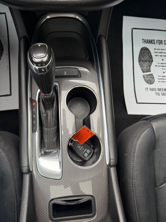 2017 Chevrolet Malibu Image 8