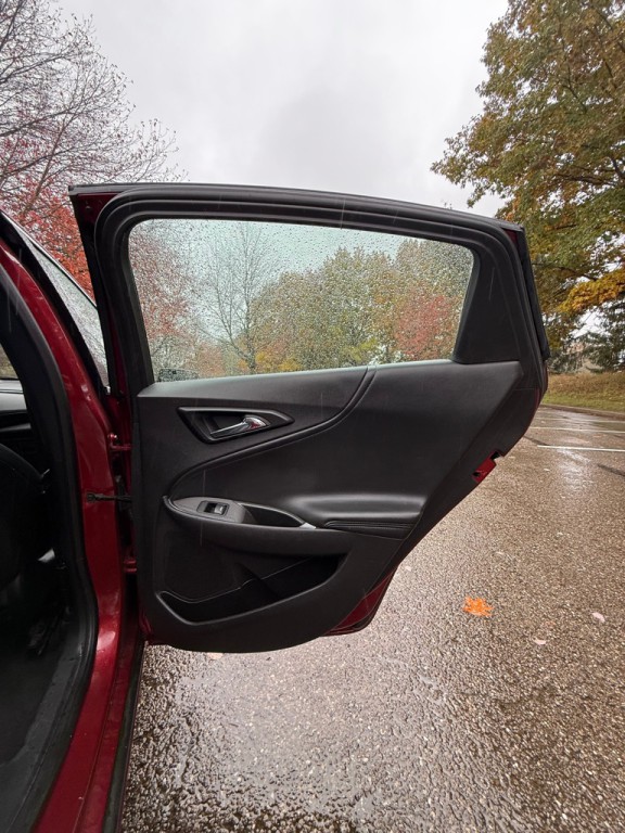 2017 Chevrolet Malibu Image 18