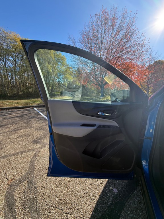 2019 Chevrolet Equinox Image 14