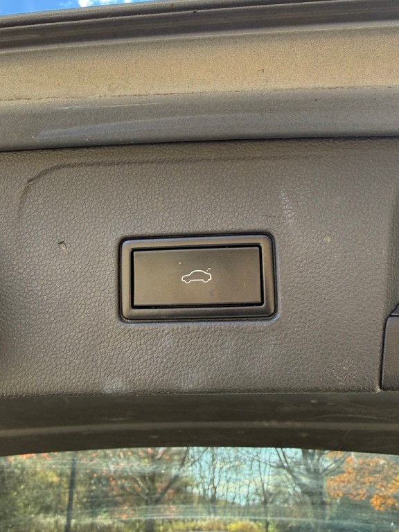 2021 Volkswagen Atlas Image 21