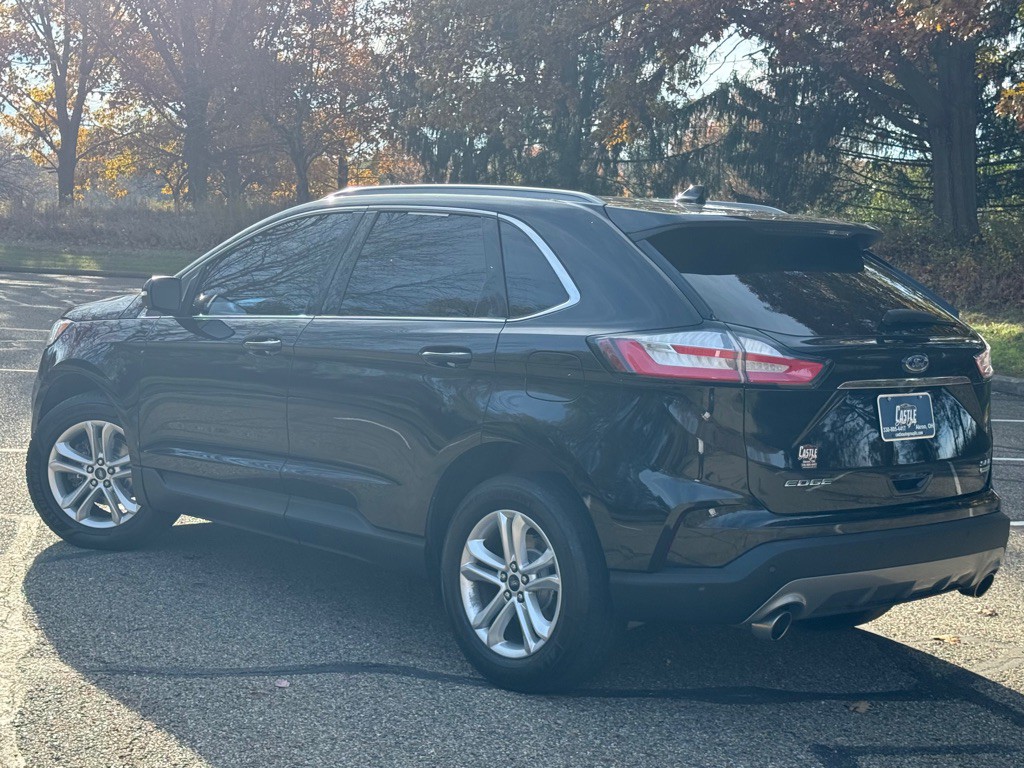 2020 Ford Edge Image 4