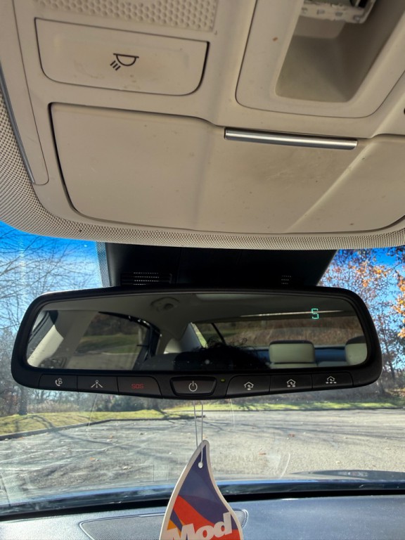 2015 Hyundai Genesis Image 10