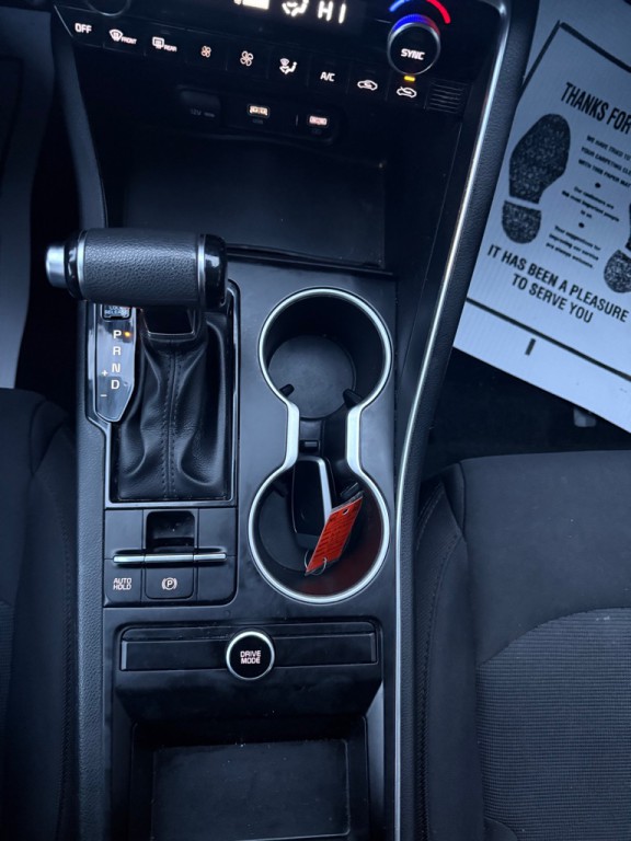 2021 Kia K5 Image 8