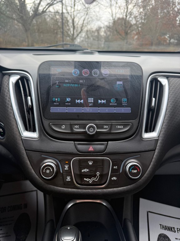 2016 Chevrolet Malibu Image 9