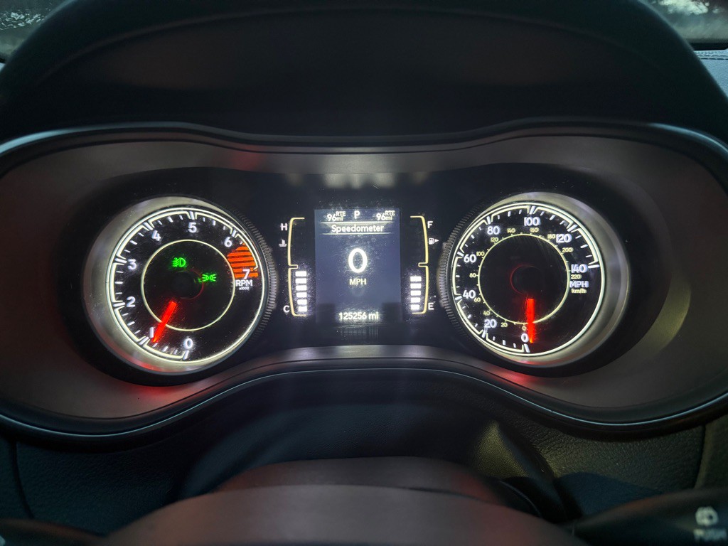 2019 Jeep Cherokee Image 5